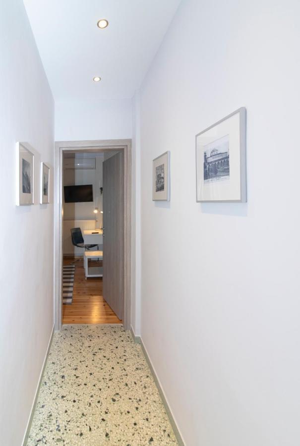 Large, Sunny, Modern Apartment Fully Renovated, Next To Agia Sofia Thessaloniki Exterior foto