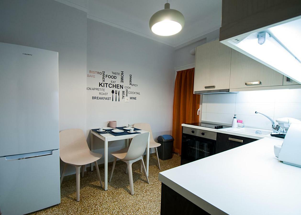 Large, Sunny, Modern Apartment Fully Renovated, Next To Agia Sofia Thessaloniki Exterior foto